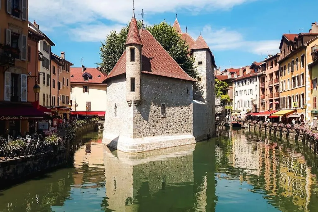 Apartment Chez Marlay, Centre Ville , 3 Chambres , Clim Annecy France
