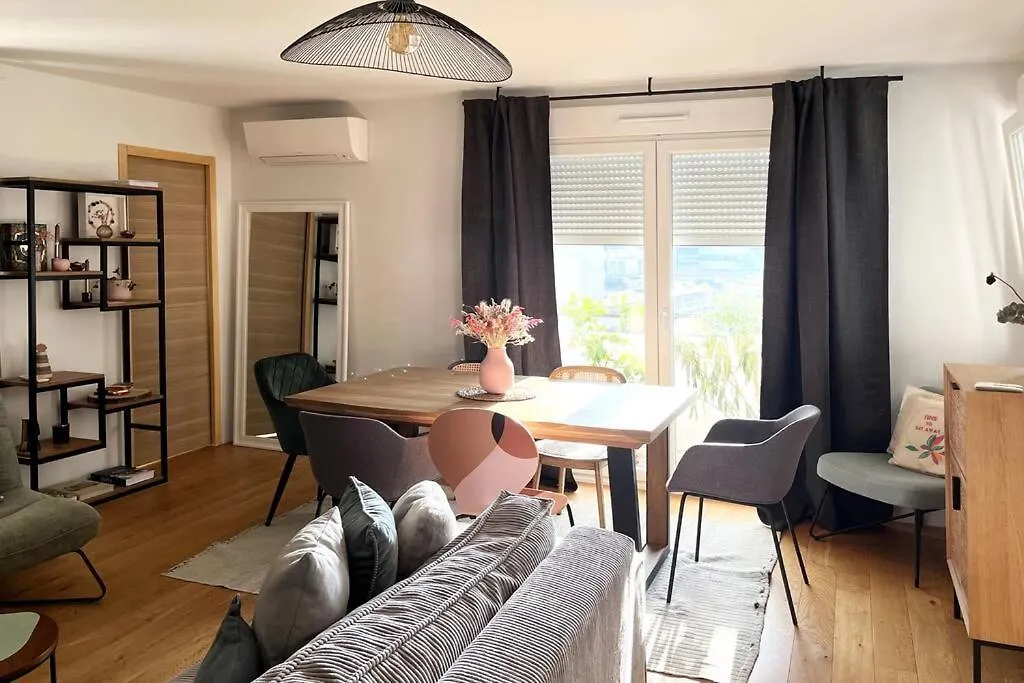 Apartment Chez Marlay, Centre Ville , 3 Chambres , Clim Annecy