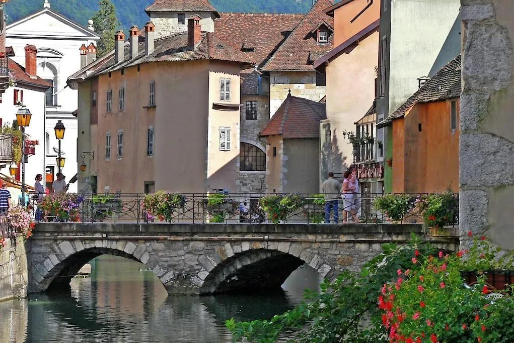 Chez Marlay, Centre Ville , 3 Chambres , Clim Annecy 0*,